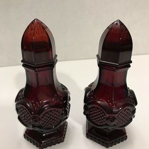 Avon vtg Cape Cod Ruby Red salt and pepper shakers